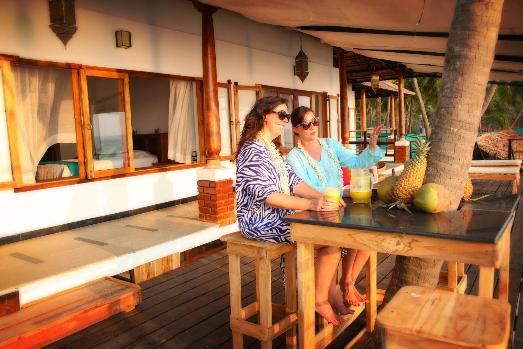 Hotel 36 Palms Boutique Retreat Cherai Beach Esterno foto