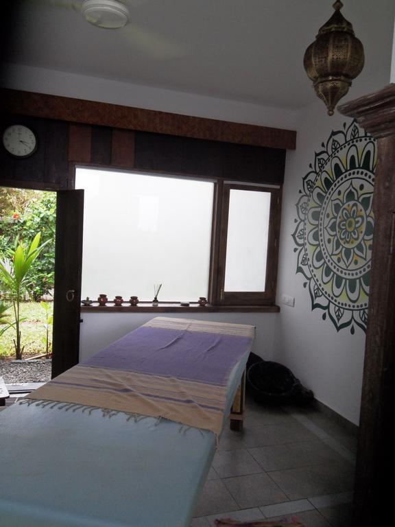 Hotel 36 Palms Boutique Retreat Cherai Beach Esterno foto