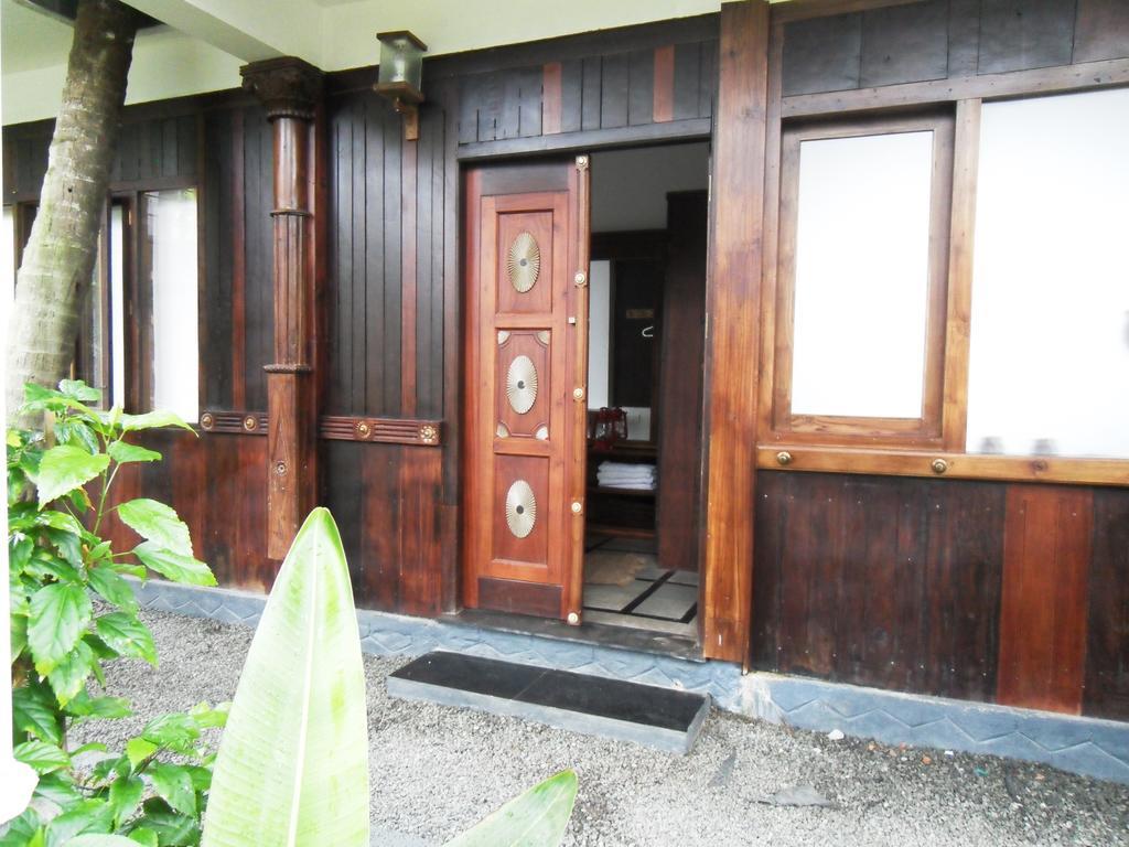 Hotel 36 Palms Boutique Retreat Cherai Beach Esterno foto